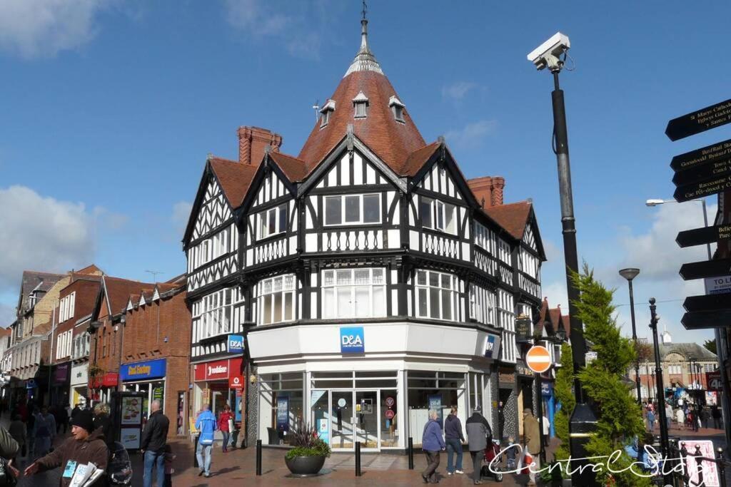Wrexham Central Stay Apartment Seven Exterior foto